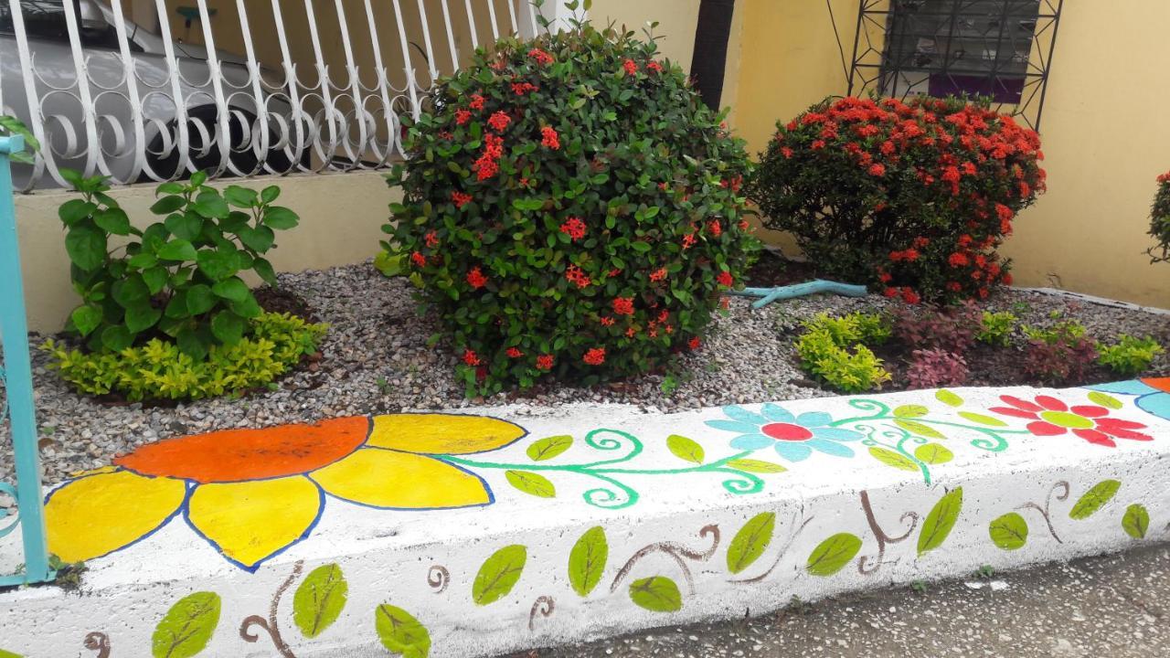 Villa María Guest House Guayaquil Exterior foto